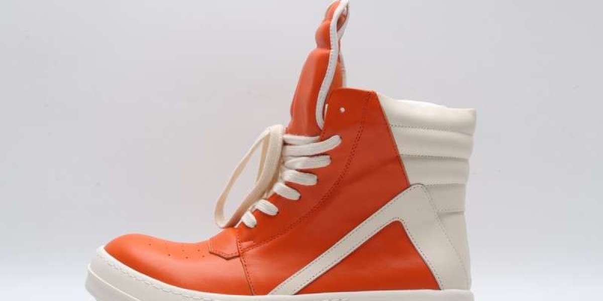 Replica Sneaker uj002