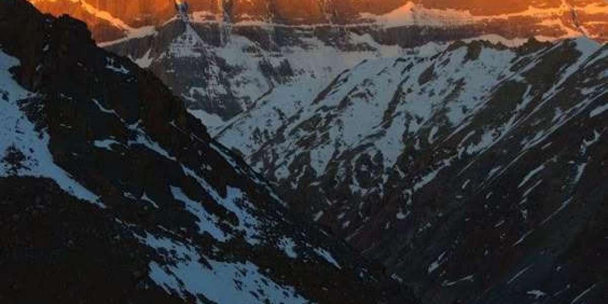 Snowy Peaks Shimmering in Sunlight: Kailash Mansarovar Yatra by Helicopter 