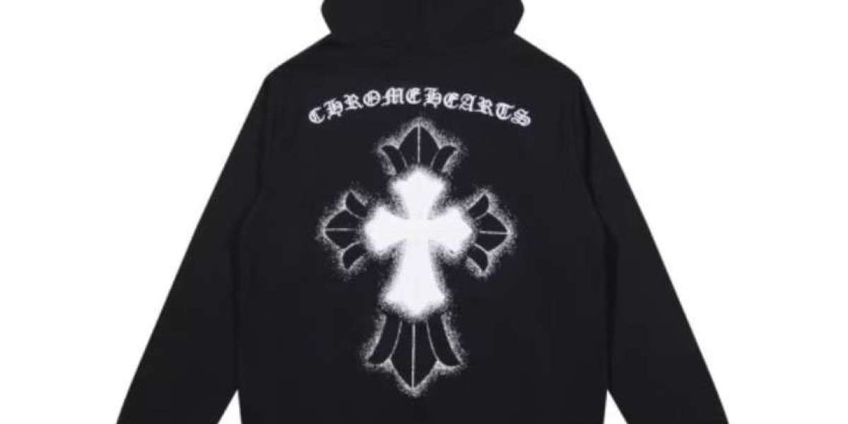 Latest Chrome Heart Hoodie Is Breaking the Records in 2025!