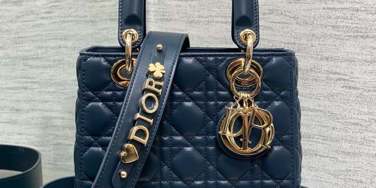 Dior Handbags Outlet New Update Collections