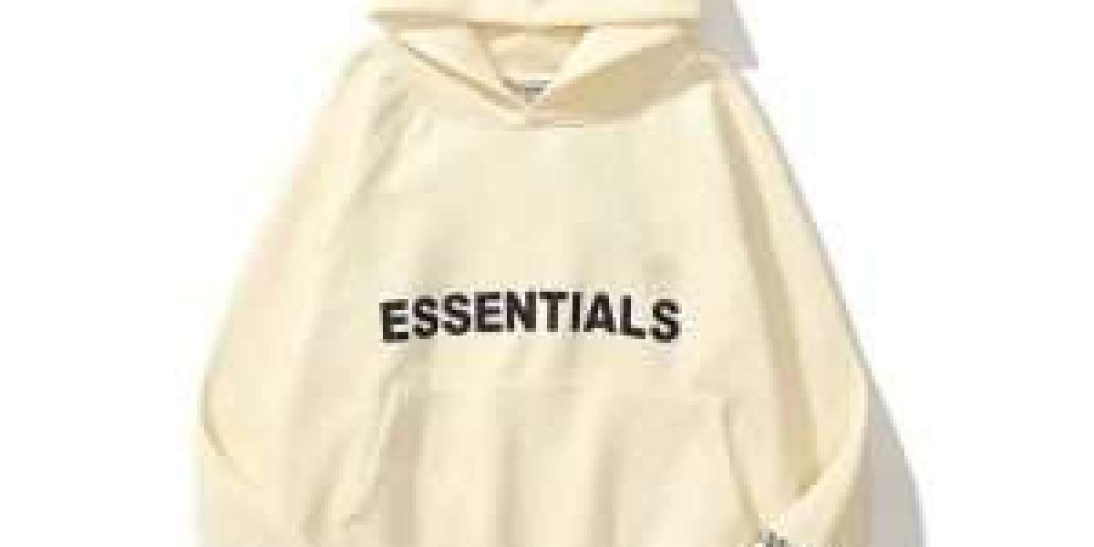 Cozy Up in the Essential Hoodie – Perfect for Any Occasion