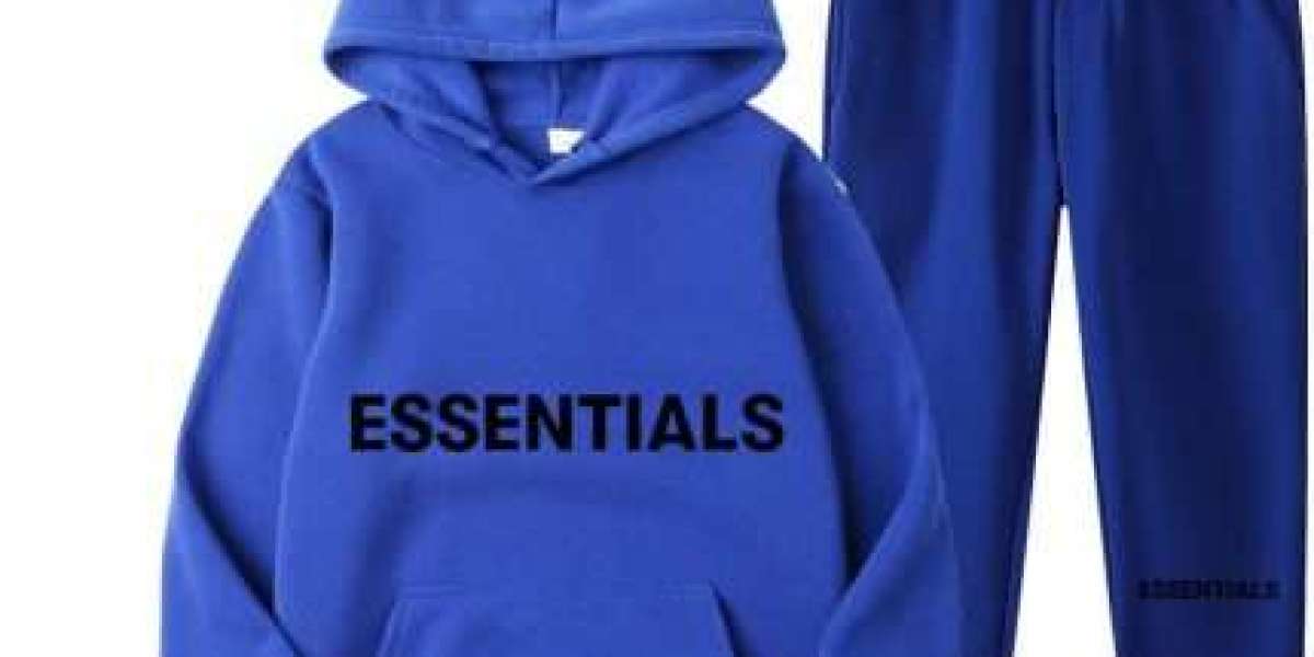 Essential Hoodie – Cozy, Stylish, and Perfect for Everyday Comfort