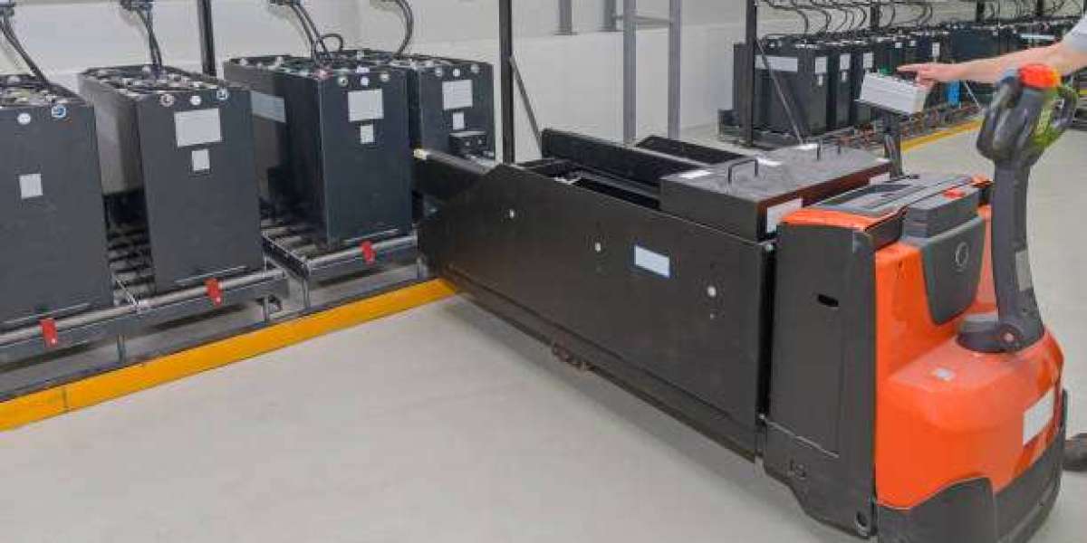 Top Benefits of Using Electric Pallet Trucks for Material Handling