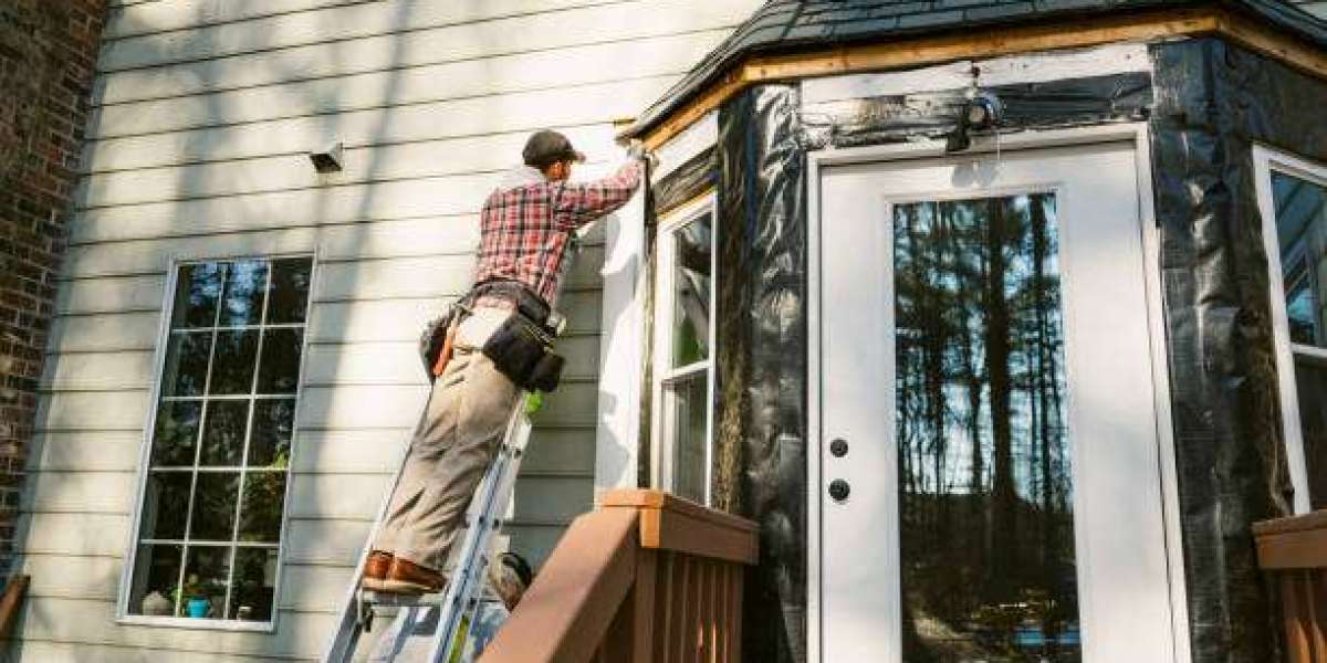Choosing the Right Siding Contractor for Your Home