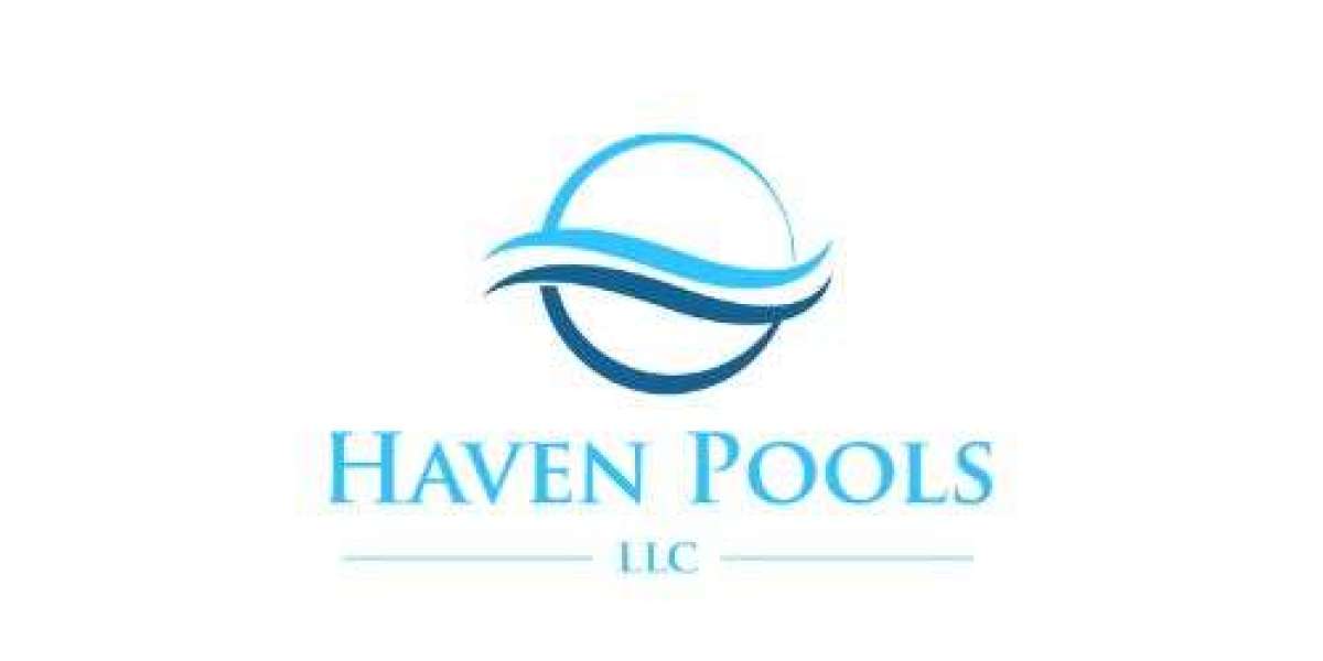 Creating Your Dream Backyard: Why Choosing the Right Pool Builders in Palm Coast Florida Matters