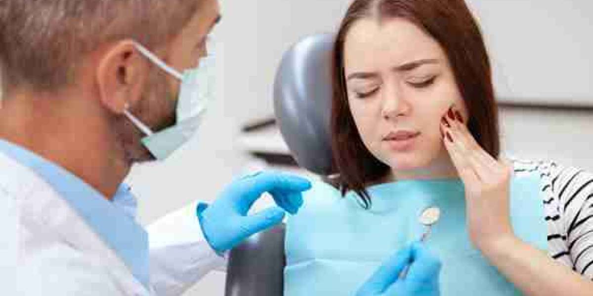 Every Moment Matters: Managing Dental Crises