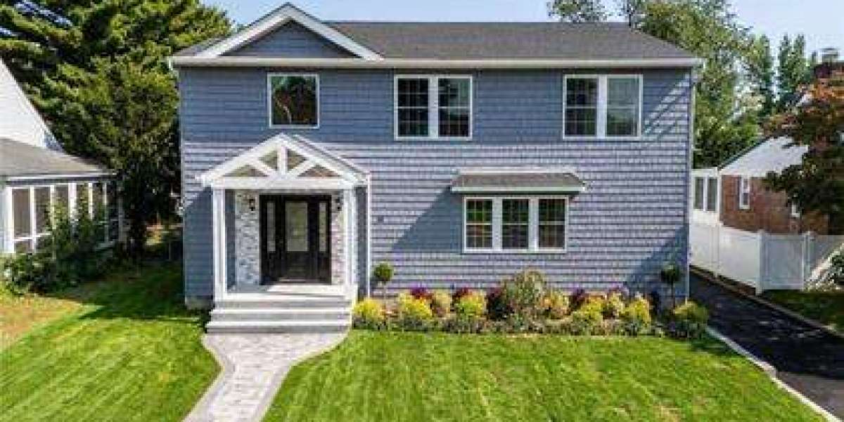 How Real Estate Agents in NYC Help You Close Faster