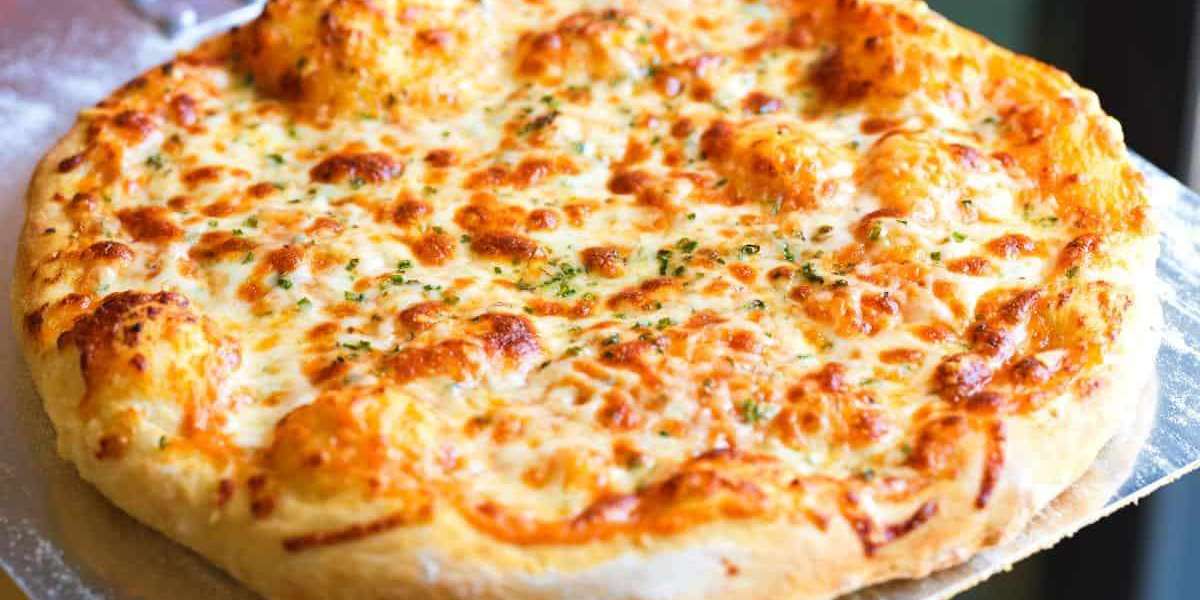  Fast Food in Qatar = Pizza Hut Always Winning