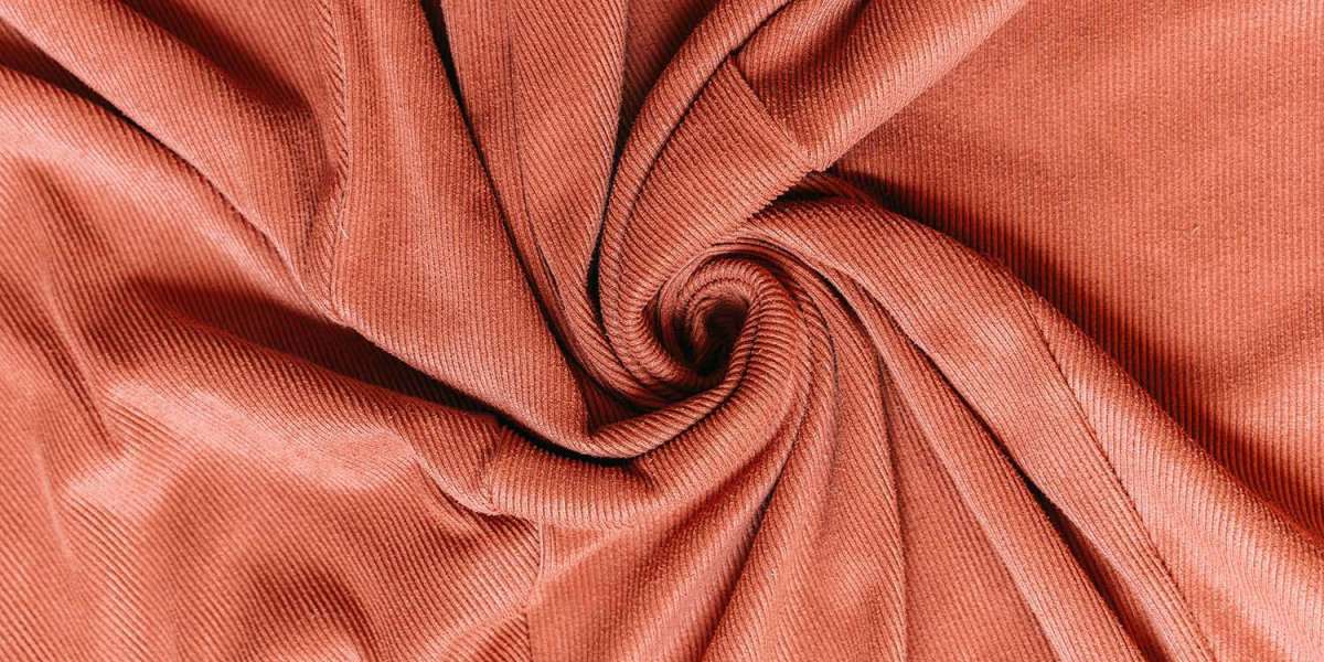 What Makes a Fabric Perfect for Autumn Wear?